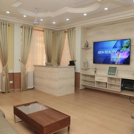 Macoba Luxury Apartments Kumasi Buitenkant foto