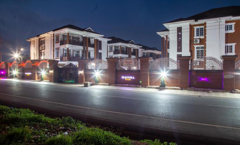 Macoba Luxury Apartments Kumasi Buitenkant foto