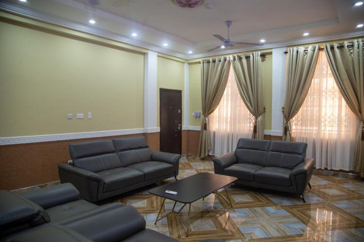 Macoba Luxury Apartments Kumasi Buitenkant foto