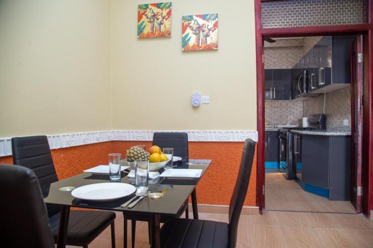 Macoba Luxury Apartments Kumasi Buitenkant foto